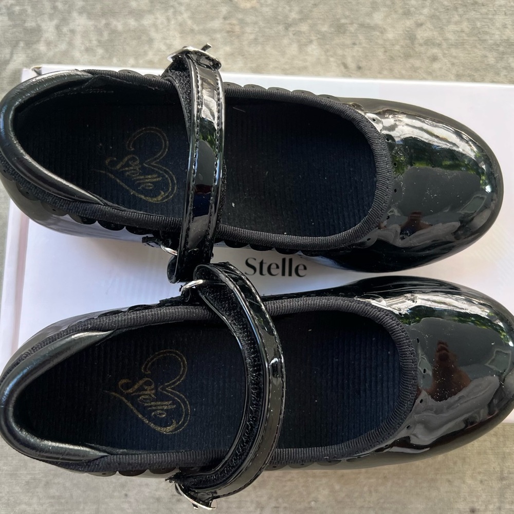 Toddler black strap tap shoes, Mary Jane dancing shoe, size 10